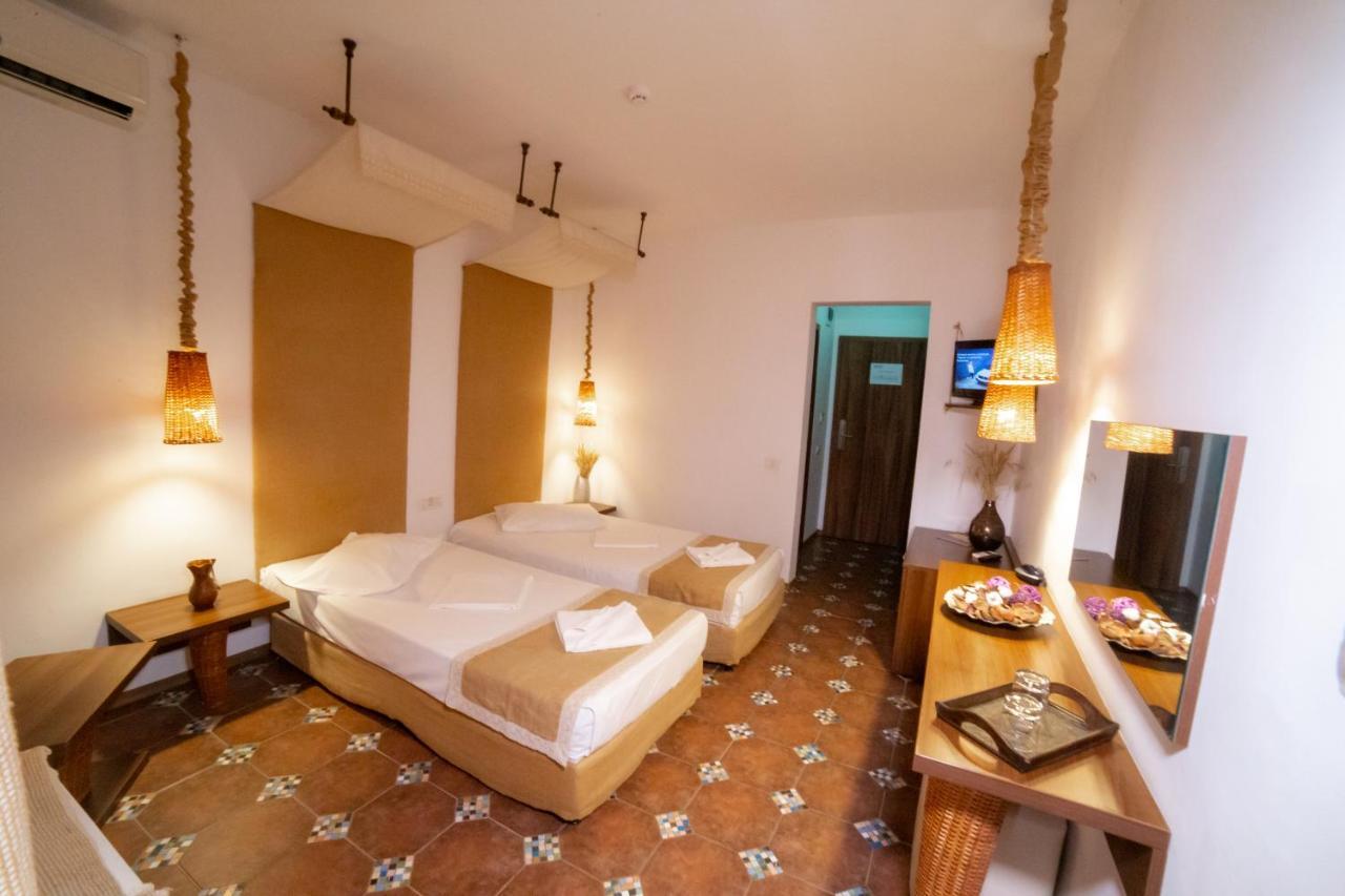 Hotel 2D Resort And Spa Neptun Exterior foto