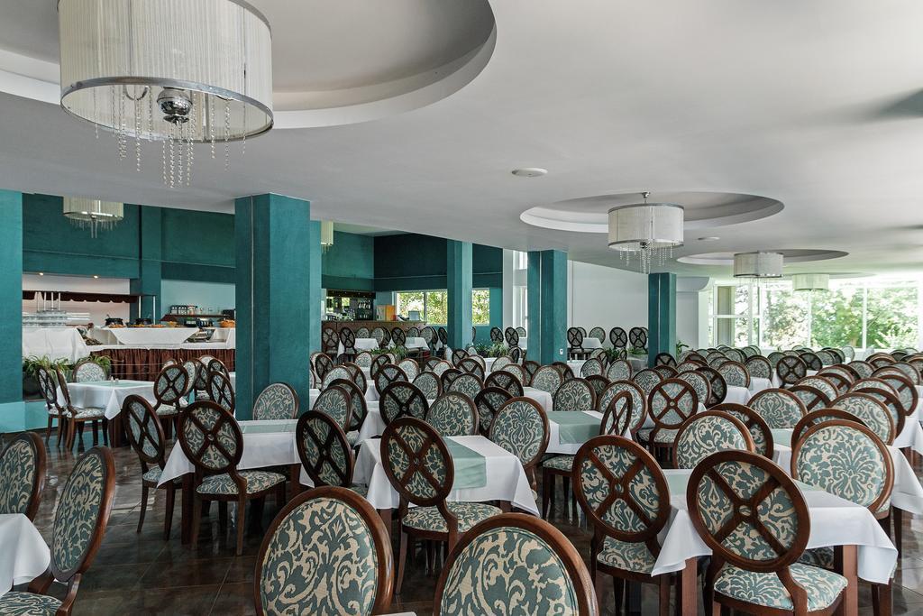 Hotel 2D Resort And Spa Neptun Exterior foto